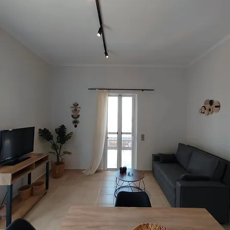 Polikarpos Tsoukaladhes